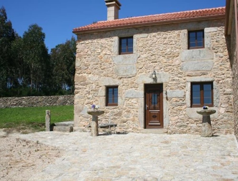 103473 -  House In Mux�a