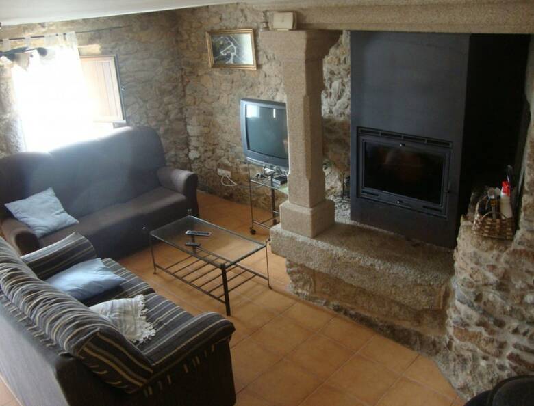 103473 -  House In Mux�a