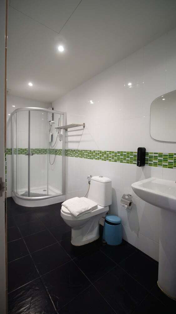 Hotel Resort V - Mrt Huai Khwang