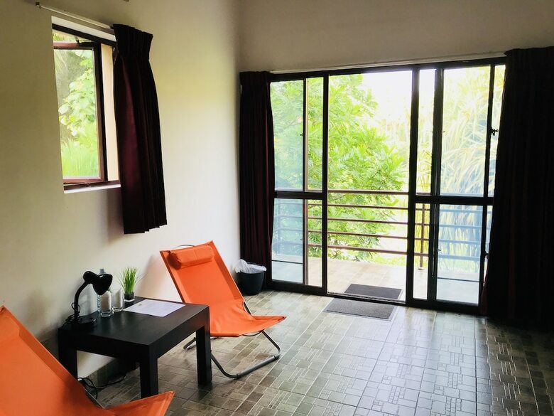 Hotel Sri Beach Bungalows And Villa