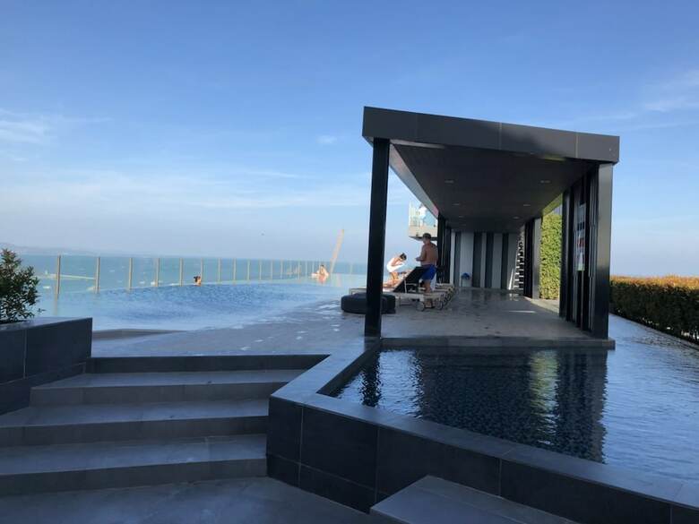 The Base Central Pattaya By Minsu