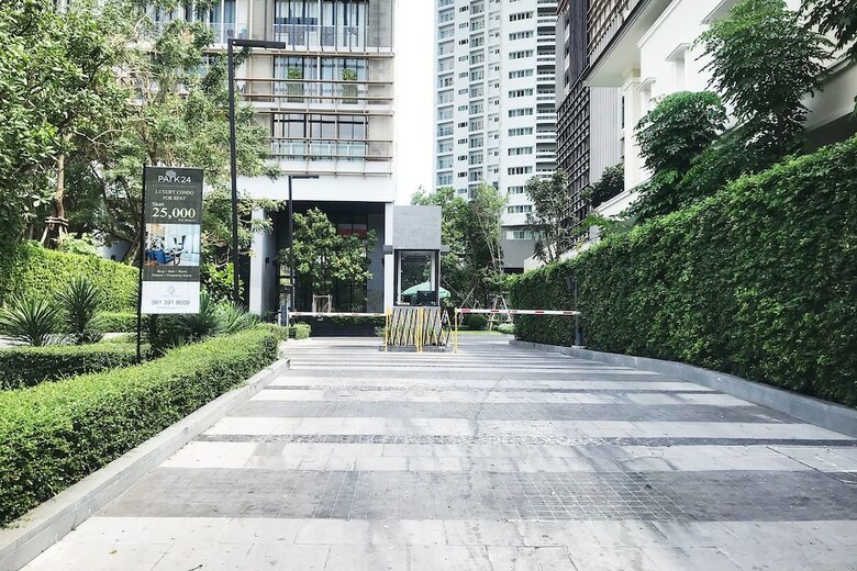 Park 24 By Favstay