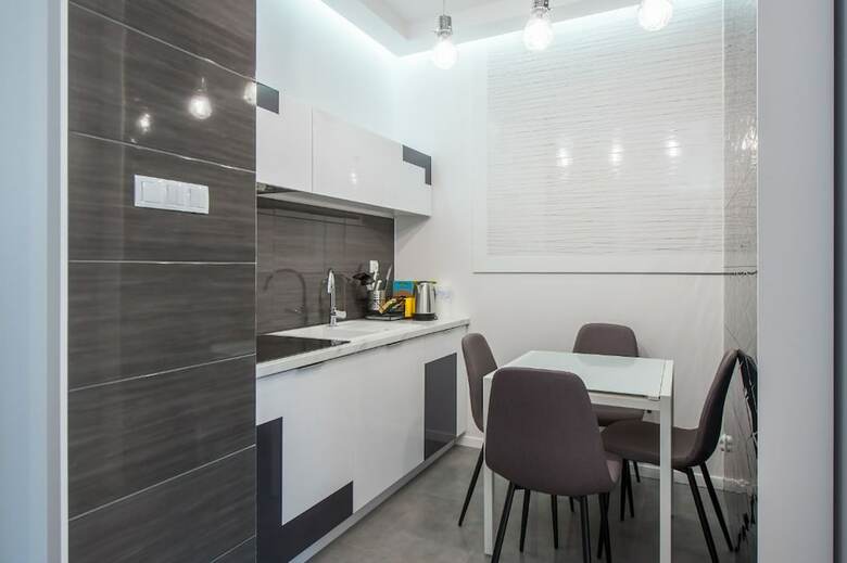Apartamentos Estate Center Rooms Ilumino
