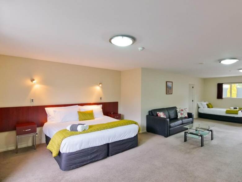 Avenue Motor Lodge
