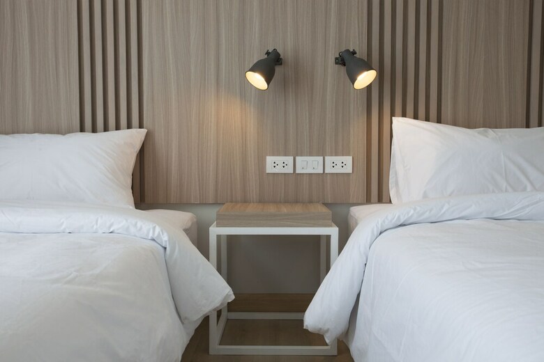 Easy Hotel 2
