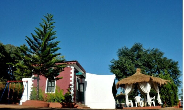Hotel Umbrella Inn