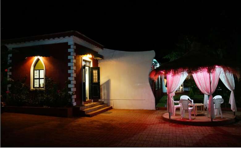 Hotel Umbrella Inn
