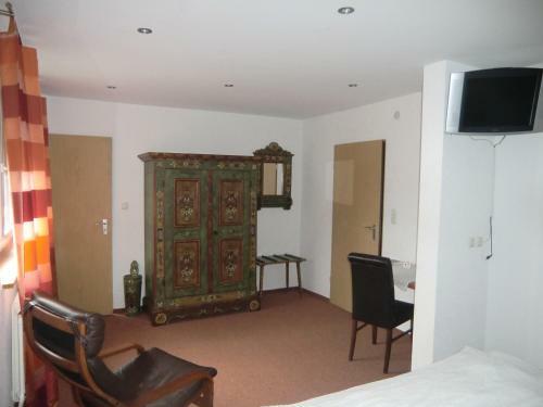 Hostal Hotel Zrenner