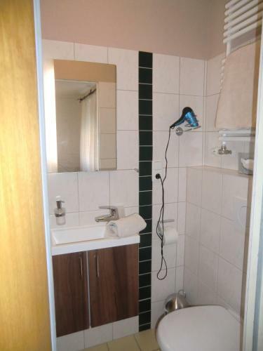 Hostal Hotel Zrenner