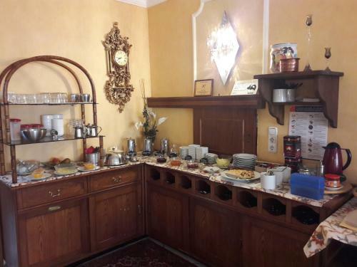 Hostal Hotel Zrenner