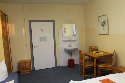 Hostal Pension Schwalbenweg