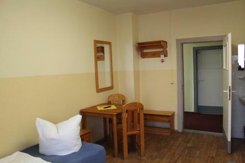 Hostal Pension Schwalbenweg