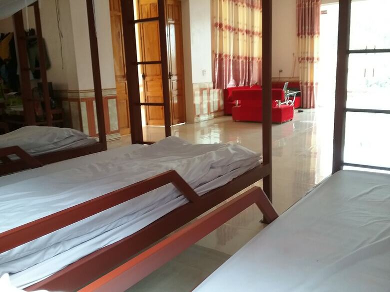 Hostal Thac Ba Family Homestay