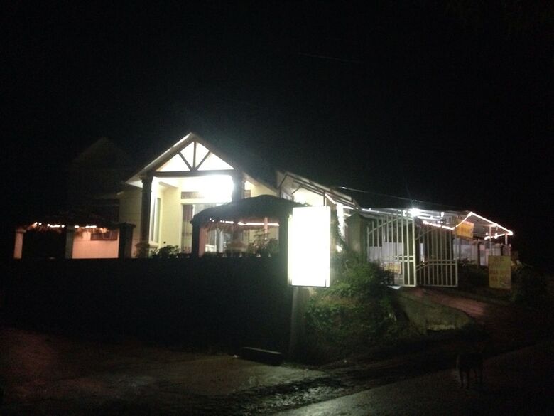 Hostal Thac Ba Family Homestay