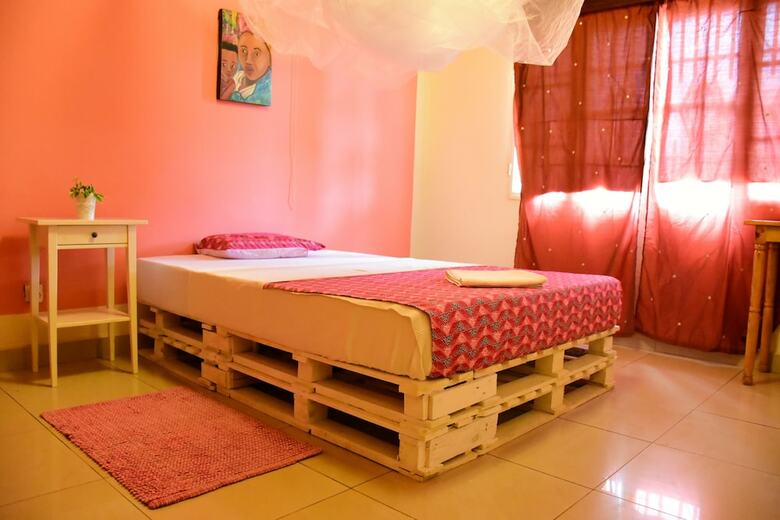 Bed & Breakfast Tea House Bis