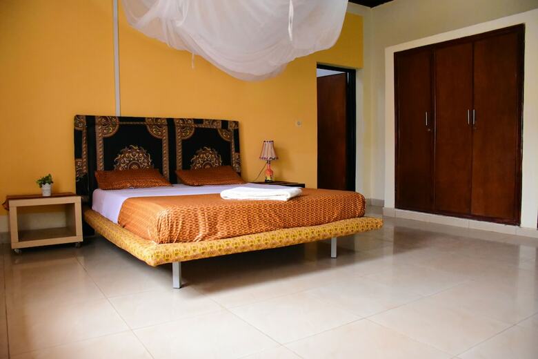 Bed & Breakfast Tea House Bis