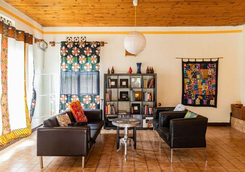 Bed & Breakfast Tea House Bis