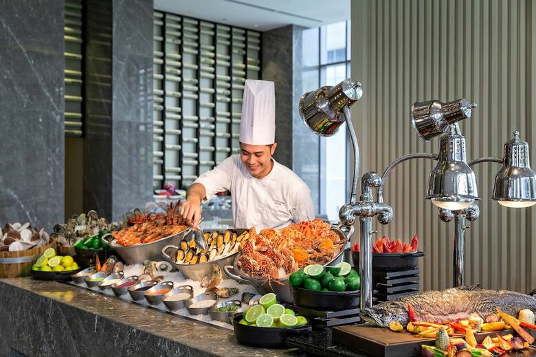 Hotel Courtyard By Marriott Iloilo