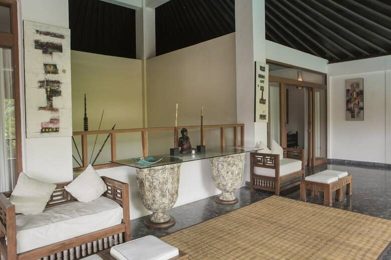 Citrus Tree Villas - Layla
