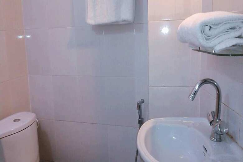 Hotel Dev Guest House