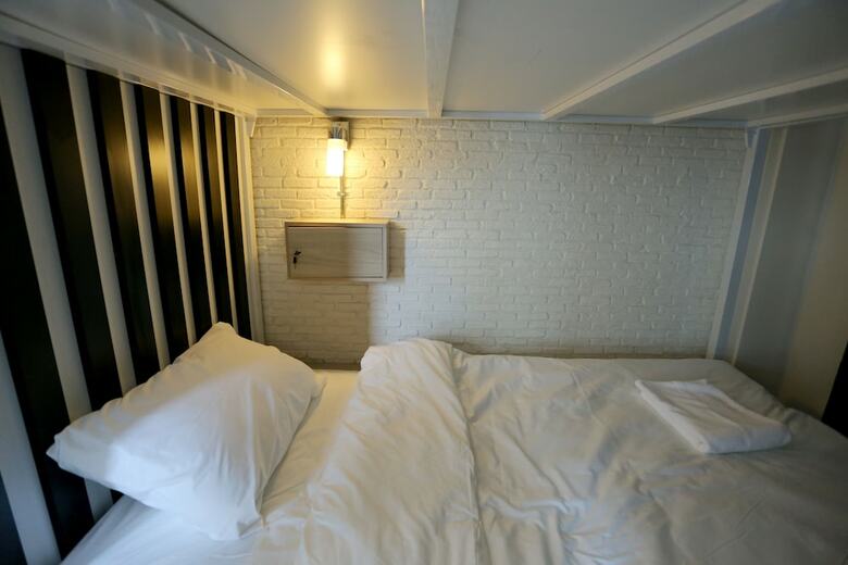 Hostal Bangkok Oasis Hotel