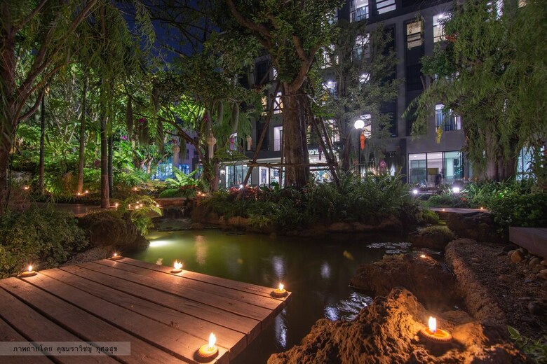 Hostal Bangkok Oasis Hotel