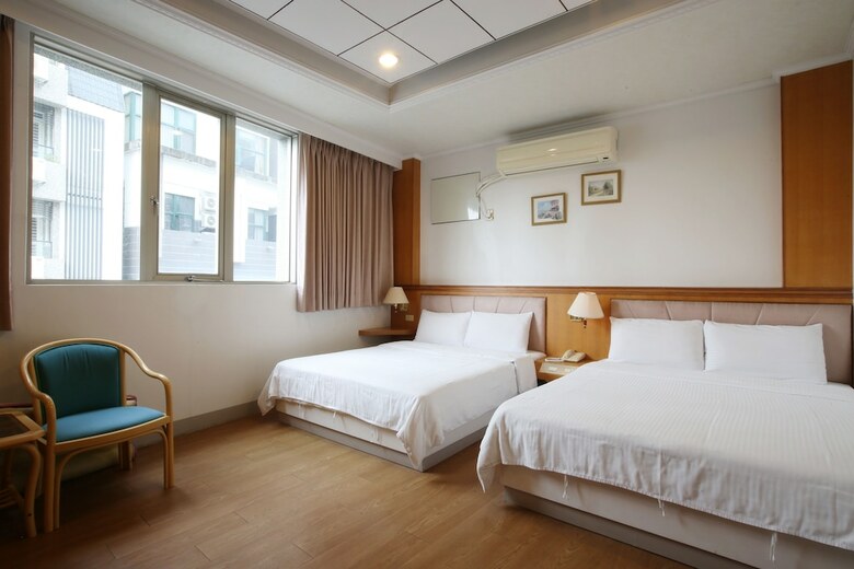Long Shan Hotel