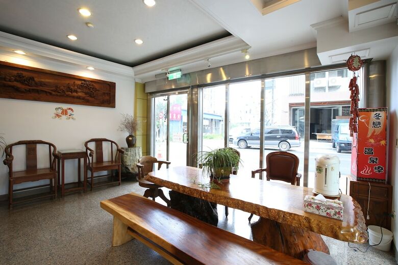 Long Shan Hotel