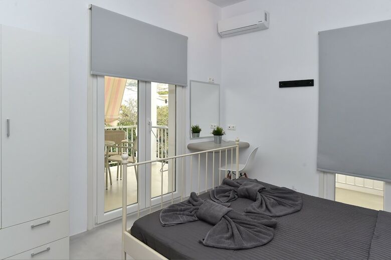 Apartamentos The Local House