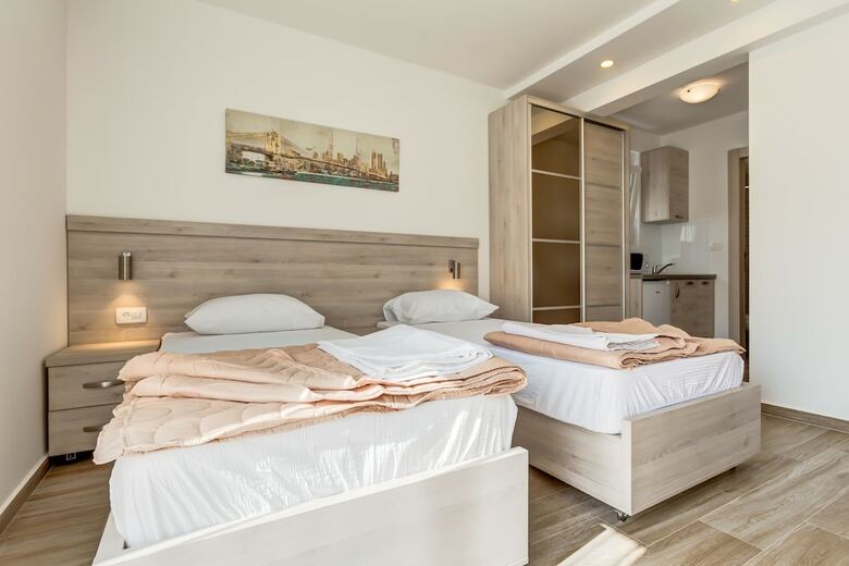 Aparthotel Almare Apartments  Budva