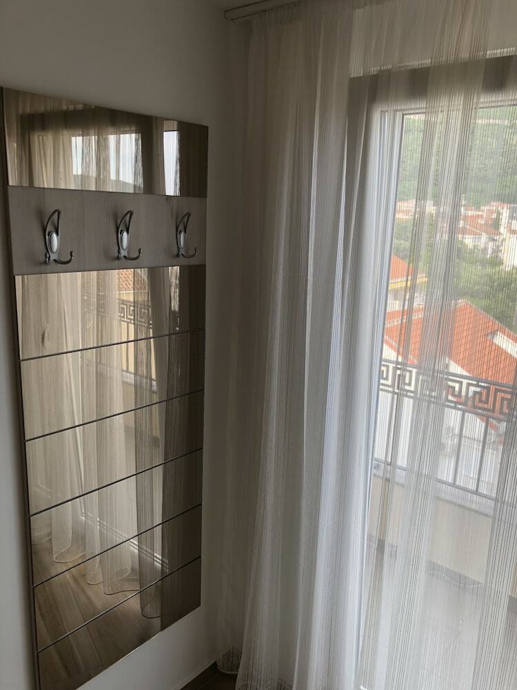 Aparthotel Almare Apartments  Budva