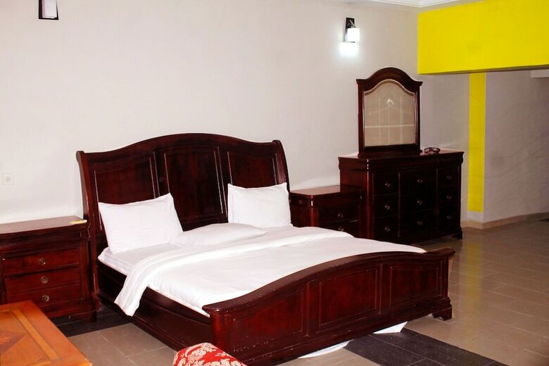 Garden City Marriott Hotel