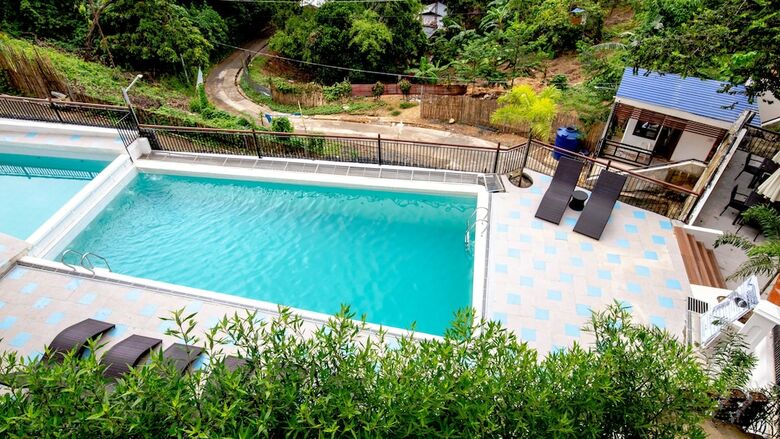 Hotel Skylodge Resort