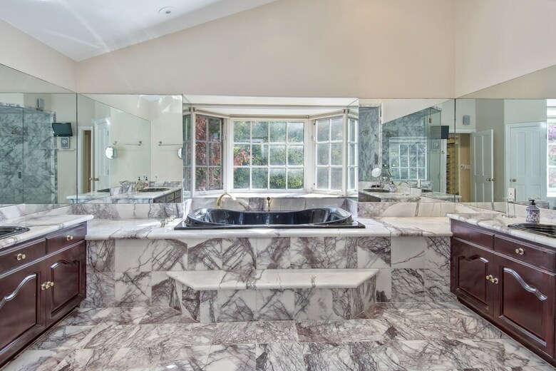 Hollywood Hills Upscale