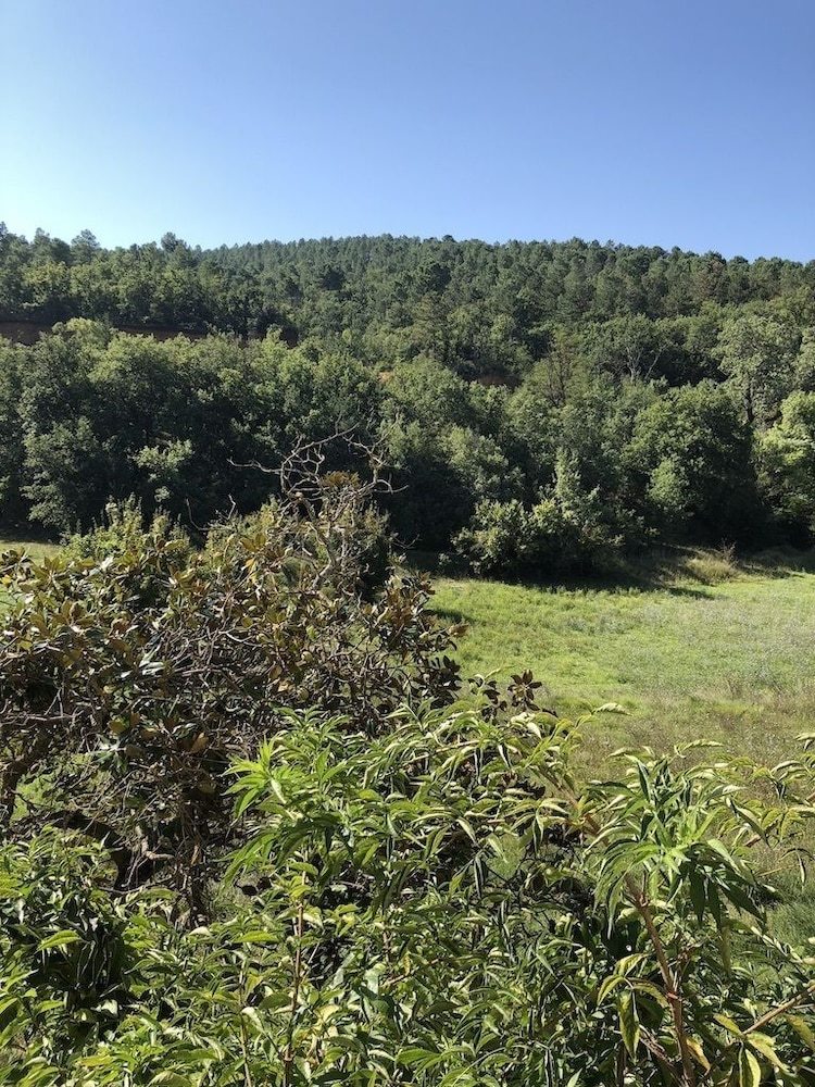 Bed & Breakfast Parenth�se En Luberon