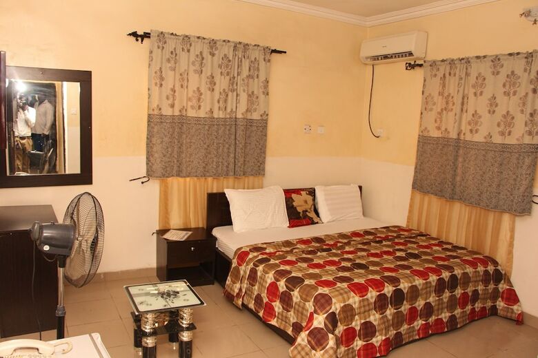 Hotel Ms Marriott Apartments