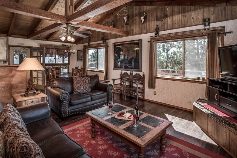 An Amazing View - Three Bedroom Cabin