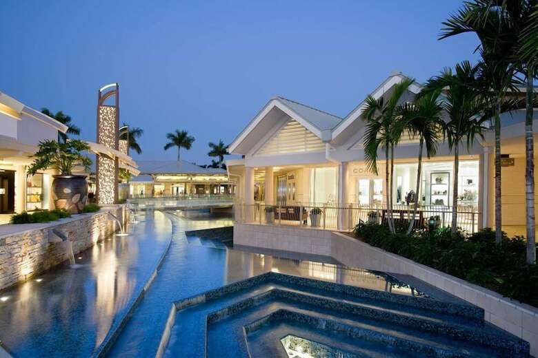 Hotel Ramada By Wyndham Naples