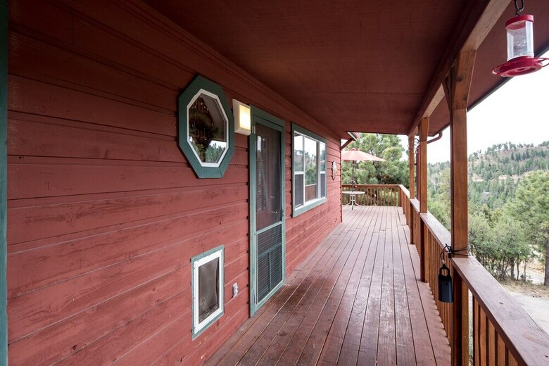 Majestic Cabin - Three Bedroom Cabin