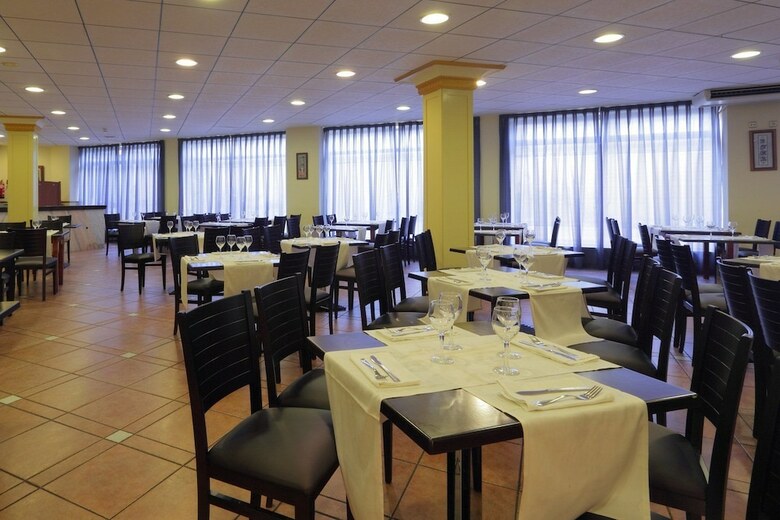 Aparthotel Apartamentos Palas Pineda
