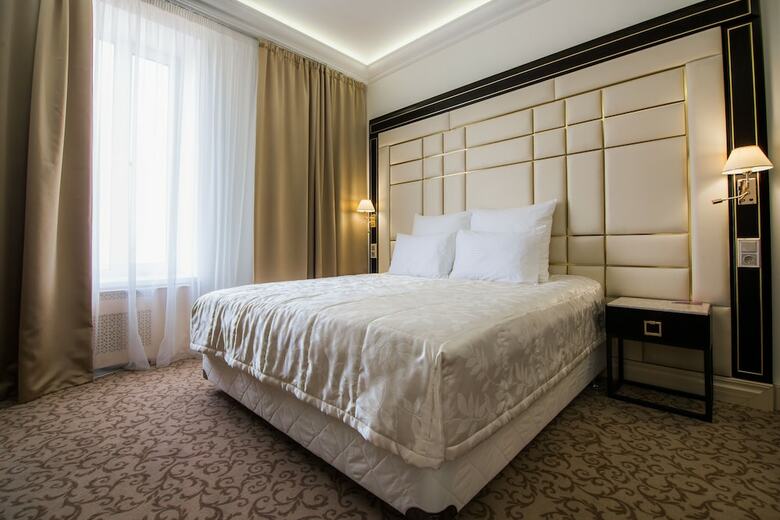 7 Avenue Hotel & Spa