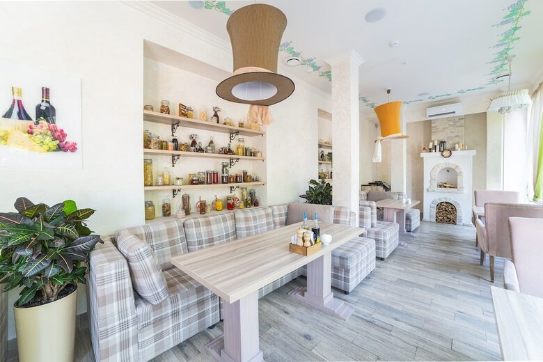 7 Avenue Hotel & Spa