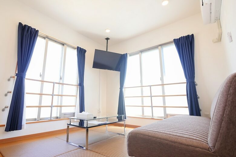 Miyakojima Terrace House