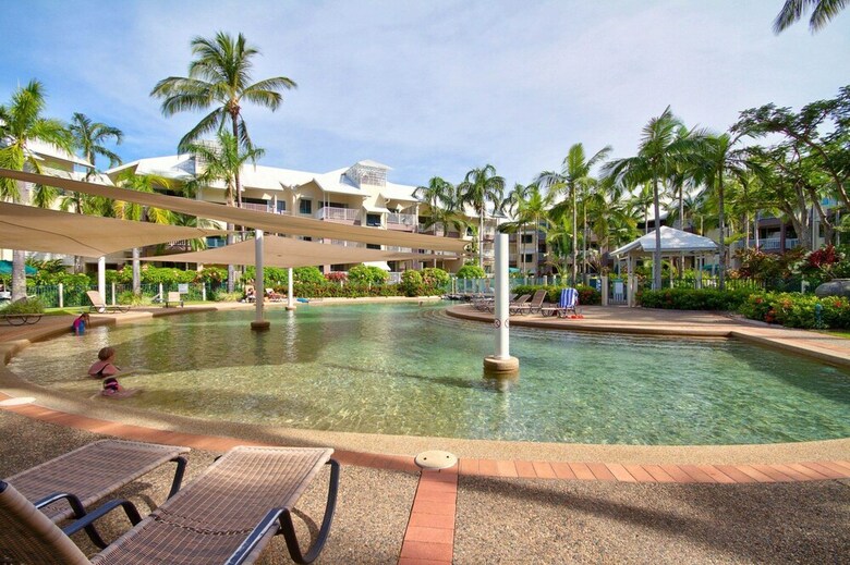 Apartamentos Coastal Serenity