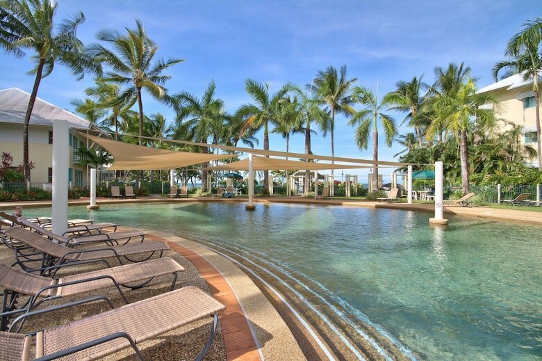 Apartamentos Coastal Serenity