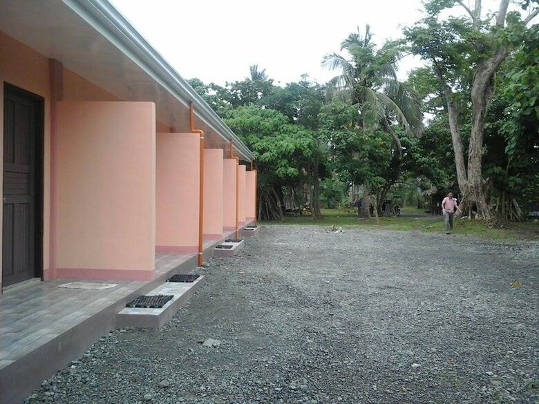 Hotel Jigsaw Travellers Inn