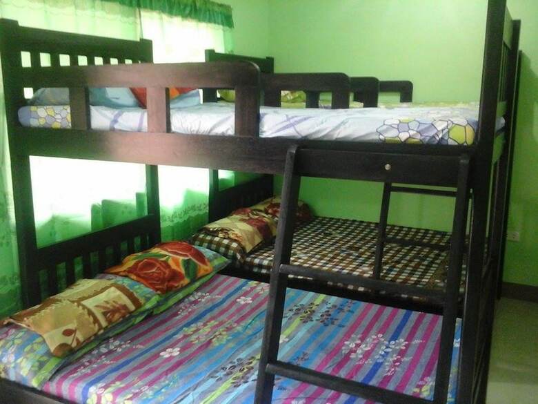 Hotel Jigsaw Travellers Inn