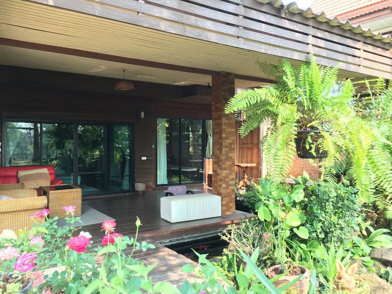 Hotel Nan Rim Nam Resort