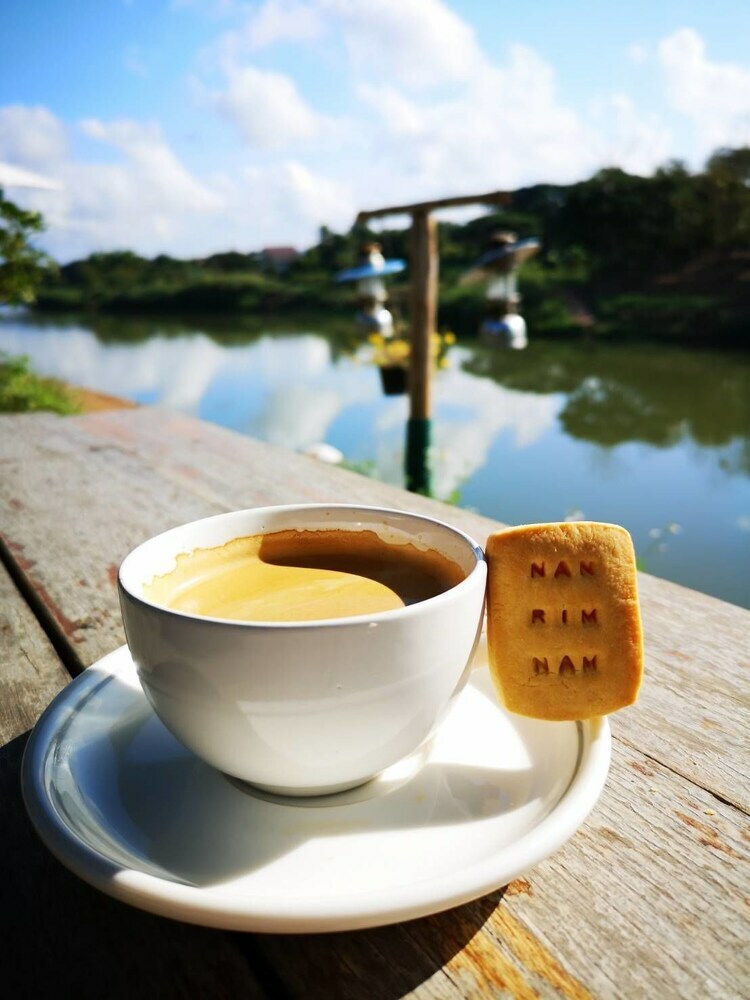 Hotel Nan Rim Nam Resort