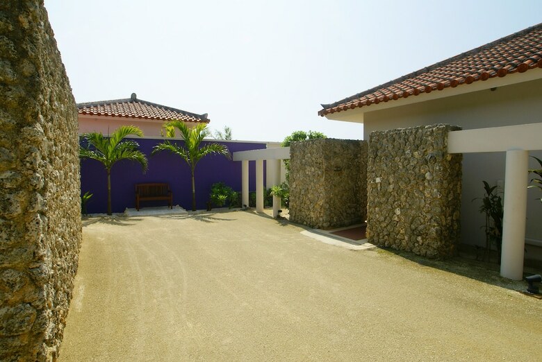 Hotel Villabu Resort